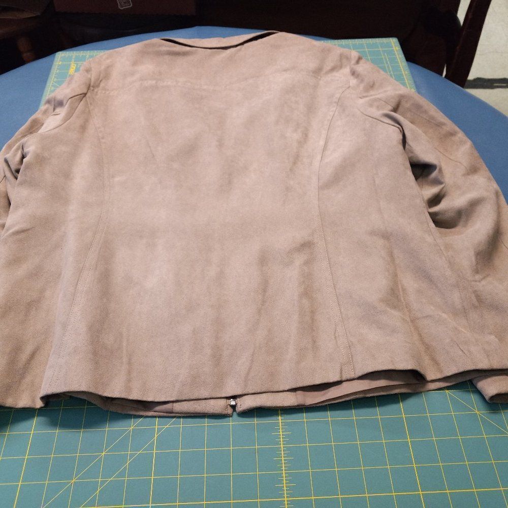Studio Works Jacket  - Picture 6 of 7